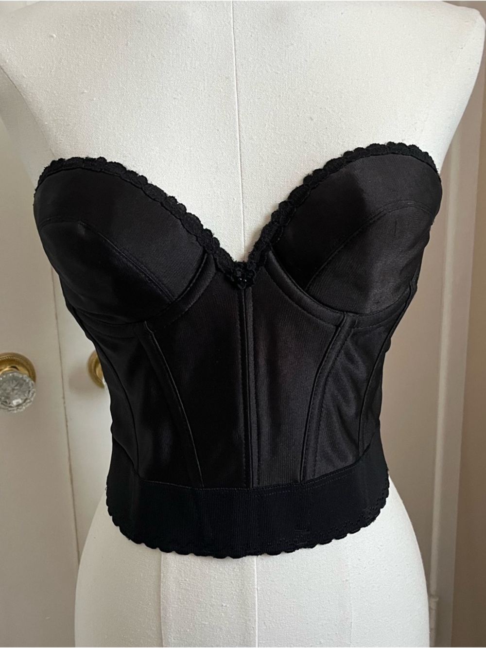 Vintage strapless bra